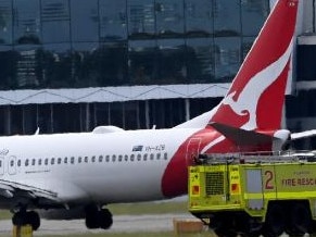 qantas flight mayday call last week