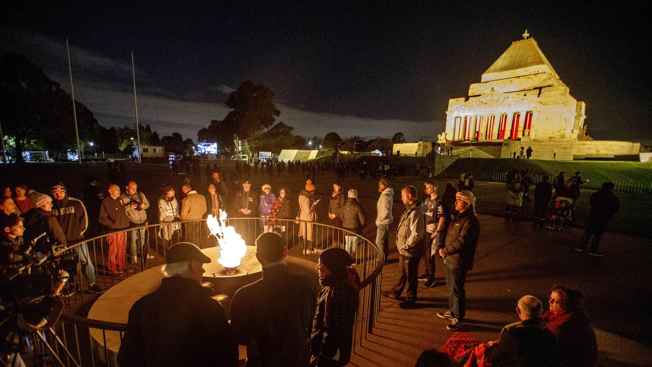 Victorians paying their respects. Picture: NCA NewsWire / David Geraghty