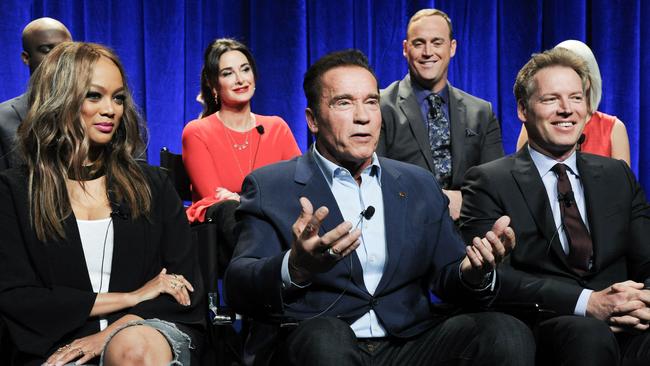 Arnold Schwarzenegger Defends Donald Trump The New Celebrity Apprentice