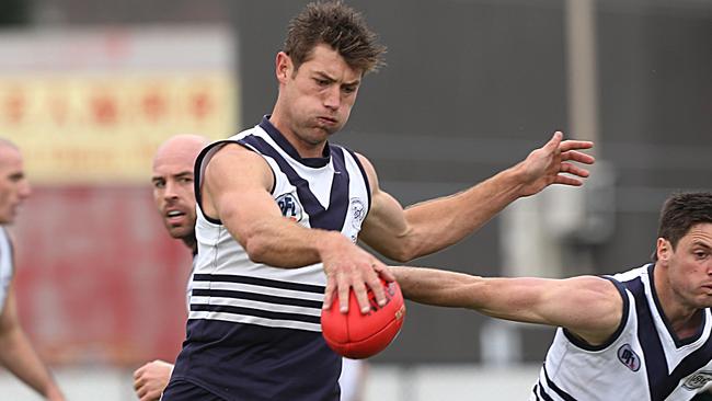 Matt Dennis in action for Bundoora. Picture: Ian Currie