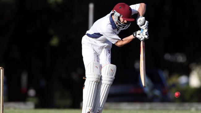 Myles Topp batting for CoorparooPhotographer: Liam Kidston.