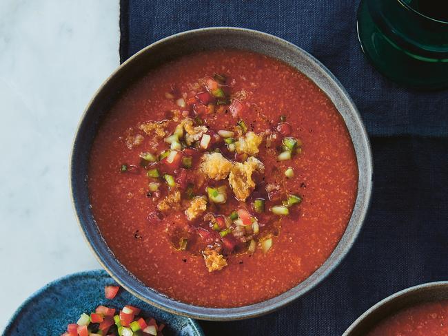 EMBARGO FOR TWAM 2 OCT 2021 FEE APPLIESGazpacho Pic Petrina Tinslay / Neil Perry Cookbook