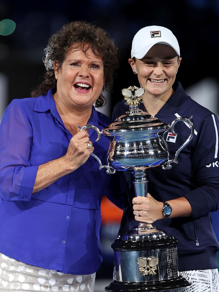 Ash Barty (R) with Evonne Goolagong. Picture: Martin Keep/AFP