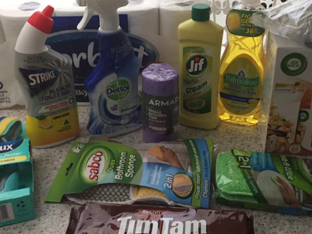 Bunnings $20 shower glass cleaner goes viral after mum's post, Photos