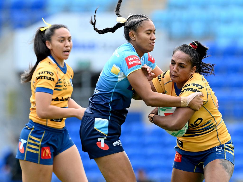 Mahalia Murphy (right) of the Eels. Photo: Bradley Kanaris/Getty Images