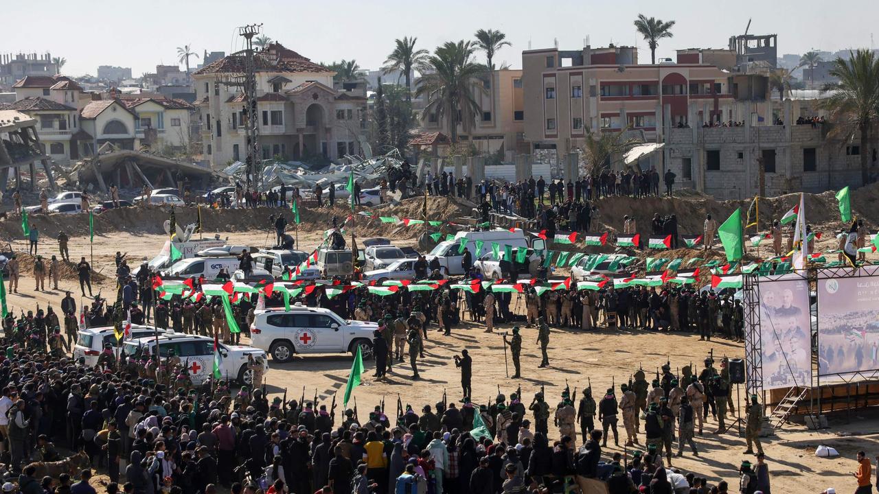 Cheers as Hamas releases three more Israeli hostages