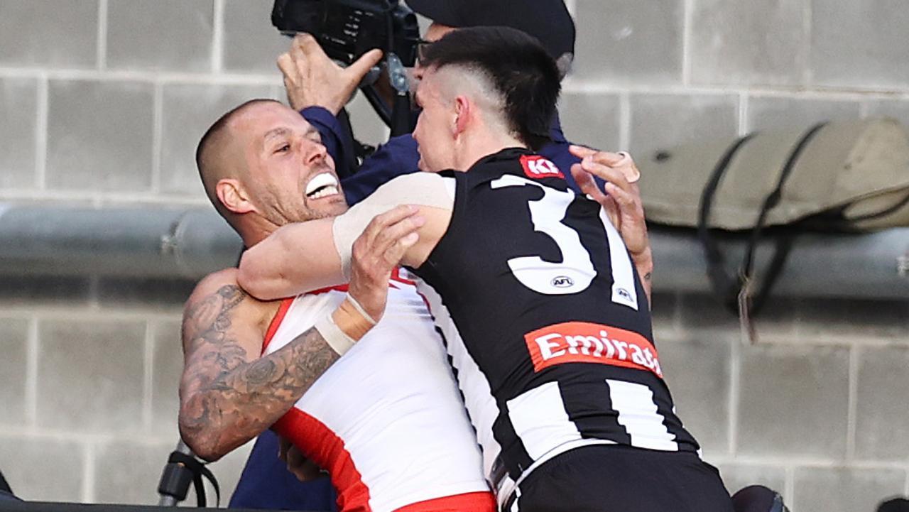 Brayden Maynard and Lance Franklin lock horns. Picture: Michael Klein