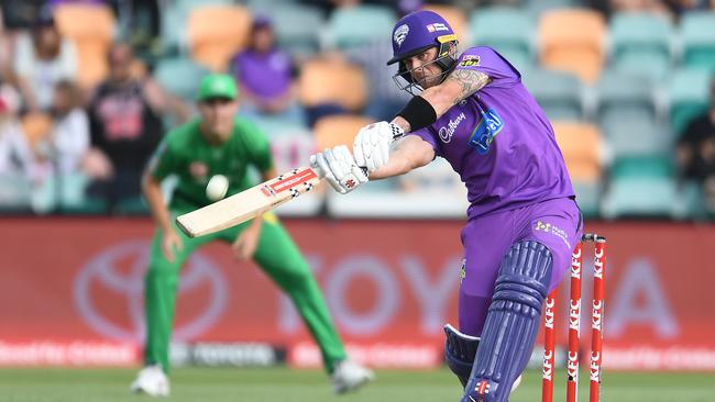 Ben McDermott of the Hurricanes hits the ball for six during the Big Bash League match between the Melbourne Stars and the Hobart Hurricanes at Blundstone Arena, on January 04, 2021, in Hobart, Australia. (Photo by Steve Bell/Getty Images)