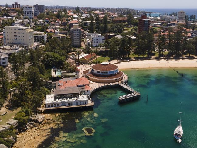 BEFORE: The former Sea Life Aquarium building (centre) at Manly Cove. Picture: NSW Government