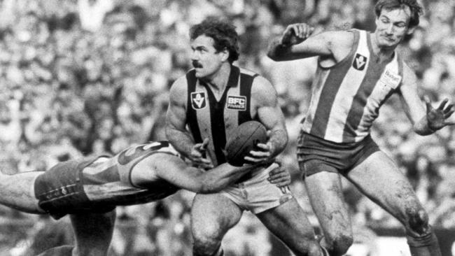 Leigh Matthews was an “unbelievably brave” player.