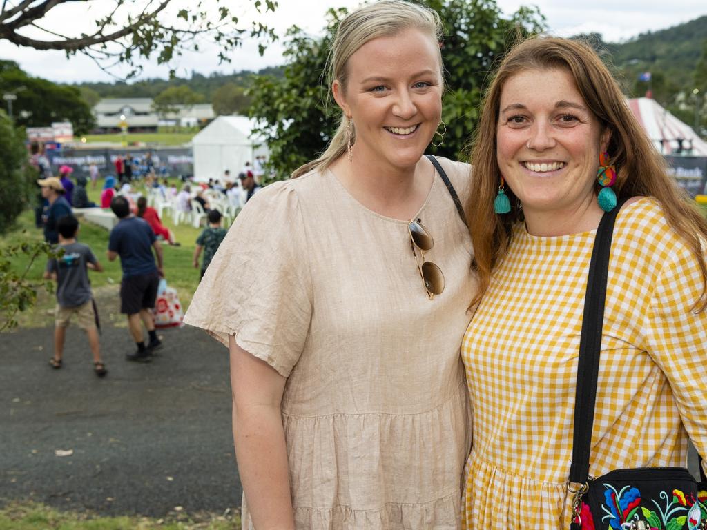 Marilla Reid (left) and Tobi Douglas at the 2022 Toowoomba Royal Show, Friday, March 25, 2022. Picture: Kevin Farmer