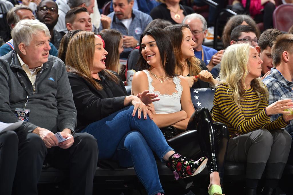 Kendall Jenner Sat Courtside With Ben Simmons Mum At His