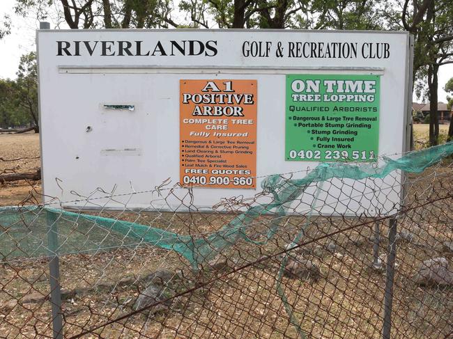 The unused Riverlands Golf Course.