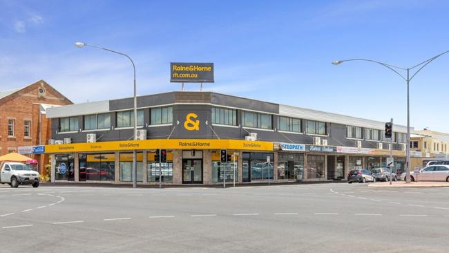 Raine and Horne, corner of Bolsover and Denham Streets, Rockhampton.