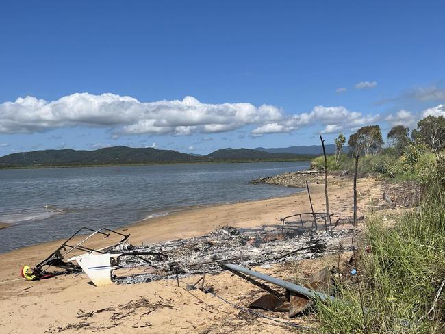 WATCH: Boat destroyed in fire at hidden Central Qld beach