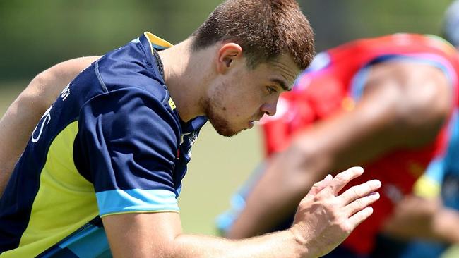 QLD_GCB_SPORT_TITANS-TRAIN_23FEB16
