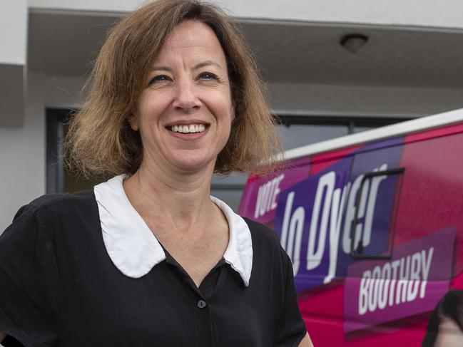 Dyer changes mind, will preference Labor in Boothby