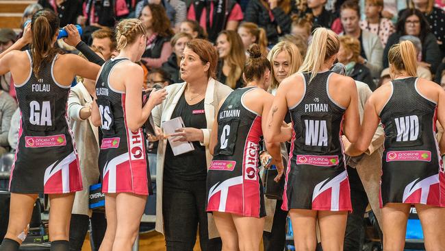 Adelaide Thunderbirds coach Tania Obst speaks to her team during the break against the Queensland Firebirds at Priceline Stadium in Adelaide. Pixcture: Roy VanDerVegt/AAP