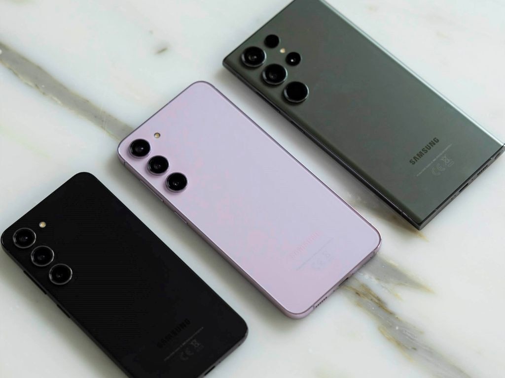 Best Boxing Day Phone Deals in 2023 from Apple, Samsung & more