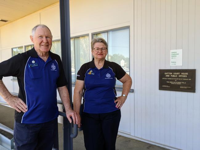 Phil and Anne Semple volunteered at Gatton Magistrates Court for more than 11 years before resigning. Photo: Ebony Graveur