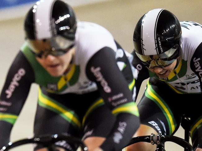 Australian cyclist Kaarle McCulloch (right) chases Australian cyclist Stephanie Morton in the Women Sprint Semi-Final during International Track Series (ITS) Melbourne at the DISC Velodrome, Thornbury, Melbourne, Saturday, June, 25, 2016. (AAP Image/Tracey Nearmy) NO ARCHIVING, EDITORIAL USE ONLY