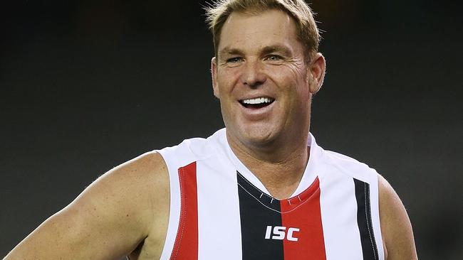 Shane Warne had hoped to pursue an AFL career and was a huge St Kilda fan.