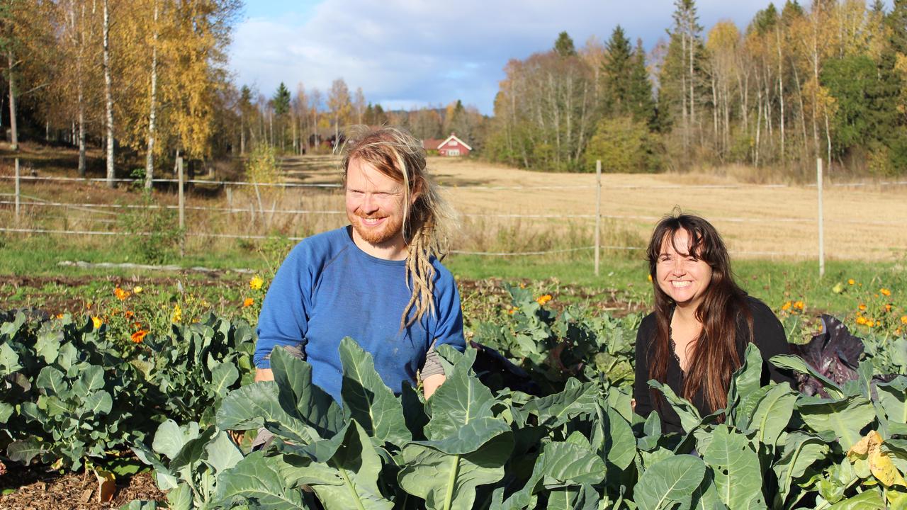 Morten LÃ¸nmo and Natalie Keen at Kirkeby andelslandbruk.