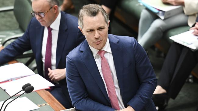 CANBERRA, AUSTRALIA, NewsWire Photos. MARCH 27, 2024: Minister for Education, Jason Clare during Question Time at Parliament House in Canberra. Picture: NCA NewsWire / Martin Ollman