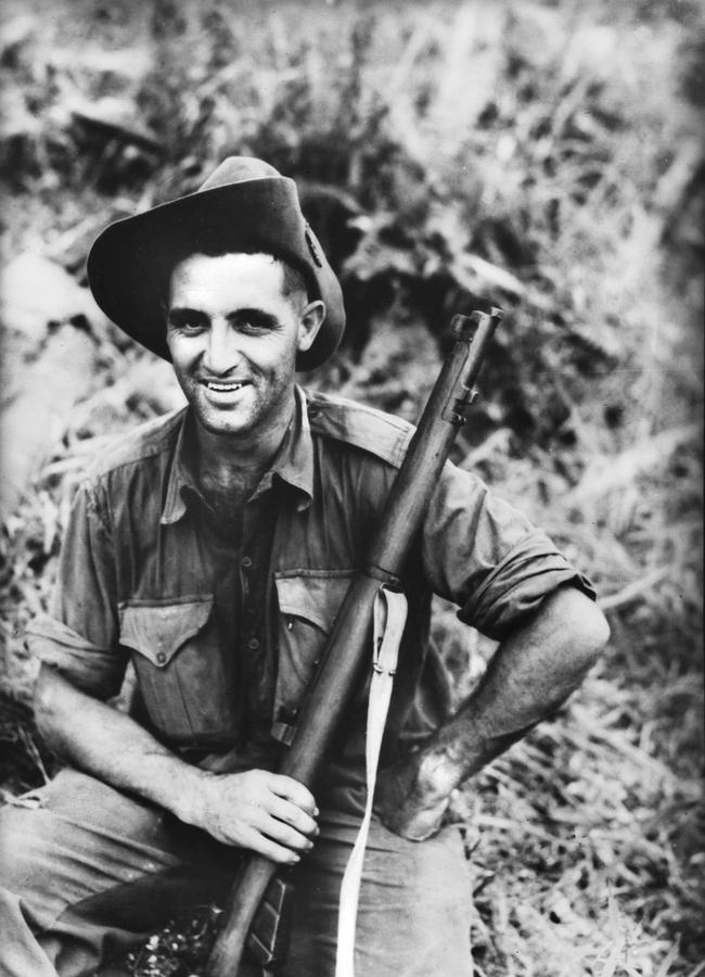 Sgt Thomas Currie Derrick VC of 2/48th Batt, 26th Brig, 9th Division was awarded a Victoria Cross for action at Sattelberg, New Guinea, on November 24, 1943. Courtesy: Australian War Memorial 067887