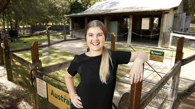 Kaitlin Evans posing at the Queens Park Zoo, Ipswich. (AAP Image/Josh Woning)