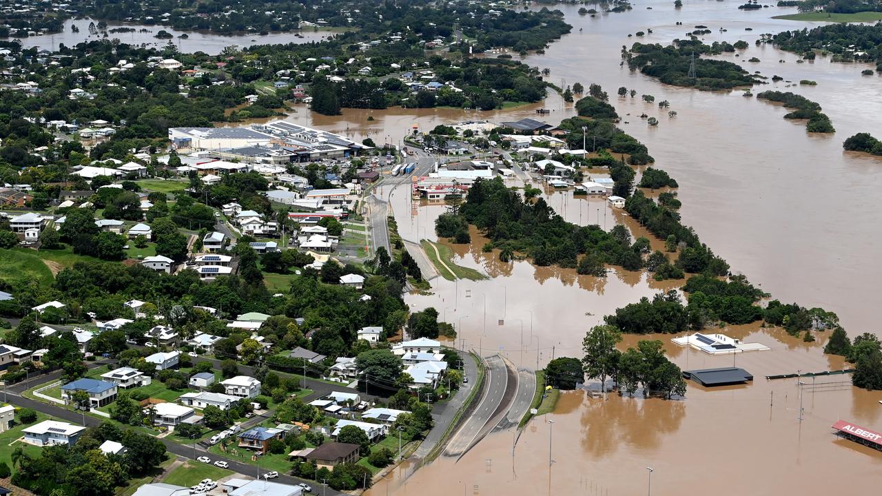 Gympie floods in photos 2022 and 1999 | The Courier Mail