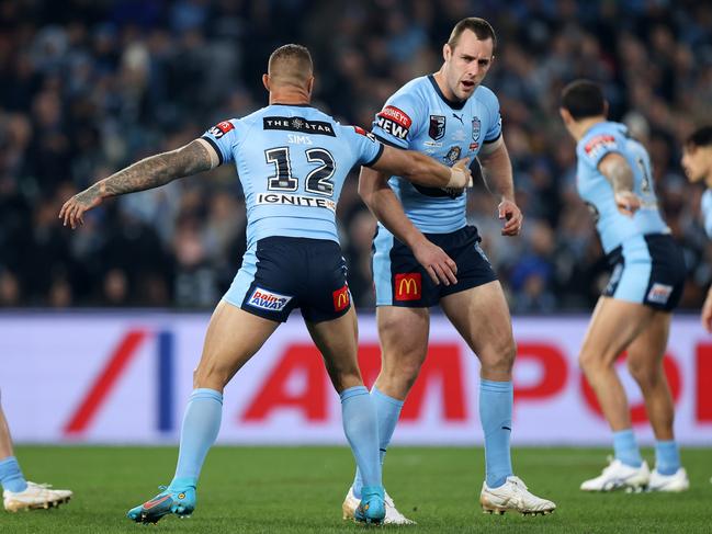 Yeo is caught by teammate Tariq Sims seconds after the impact. Picture: Mark Kolbe/Getty Images