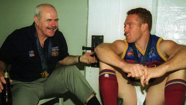 Tim Watson says Leigh Matthews should take over the coaching reigns from Justin Leppitsch.