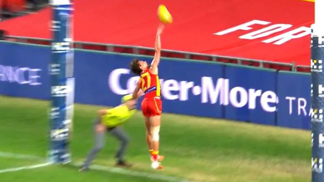 Will Powell misses the ball on the goal line. Picture: Fox Footy