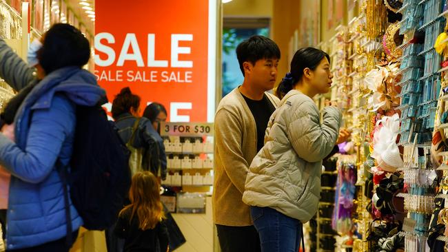 The Australian Retailers Association said shops were preparing to offer discounts for pre-Christmas shopping, and another interest rate hike would be disastrous for the sector. Picture: NCA NewsWire/Luis Enrique Ascui