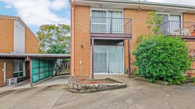 The first property Eddie Dilleen bought with his SMSF was this property in Woodridge.