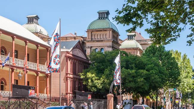 Sydney’s Macquarie Street is home to some of the earliest institutions such as state parliament, the State Library, Sydney Hospital, the Mint, Hyde Park Barracks and St James’ Church.