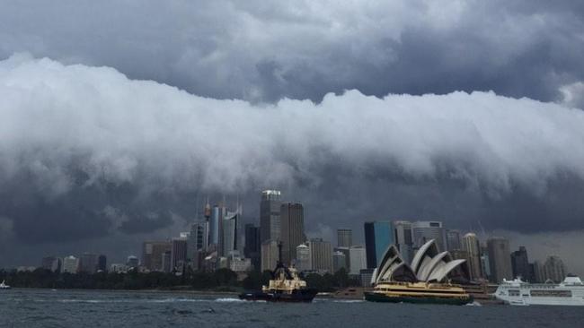 Sydney Struck By Spectacular Storm, Bureau Issues Severe Weather ...