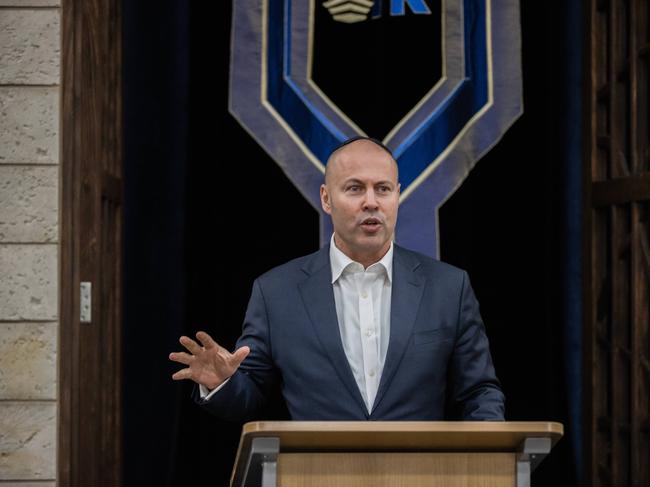 Josh Frydenberg delivers a speech to the gathered. Picture: Jason Edward