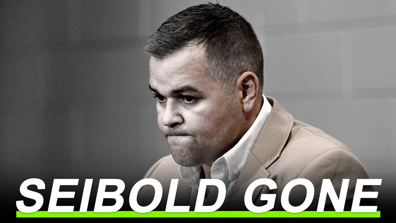 Anthony Seibold is no longer the coach of the Broncos.