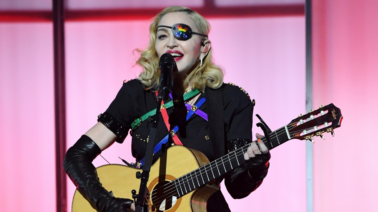 Madonna sued by concertgoers for allegedly starting show two hours late ...