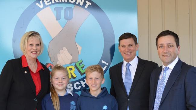 Principal Dr Robin Stickland, students Grace and Noah, Forest Hill state Liberal MP Neil Angus and Opposition Leader Matthew Guy.