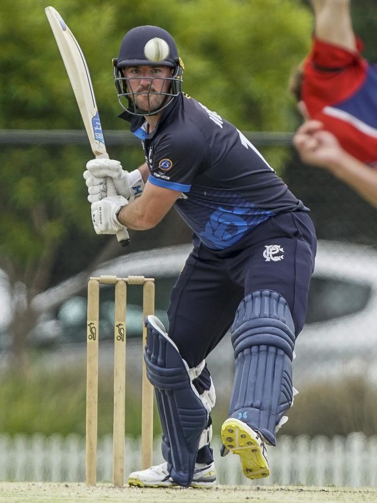 Premier - Matt Wilcox gets on the front foot for Prahran. Picture: Valeriu Campan