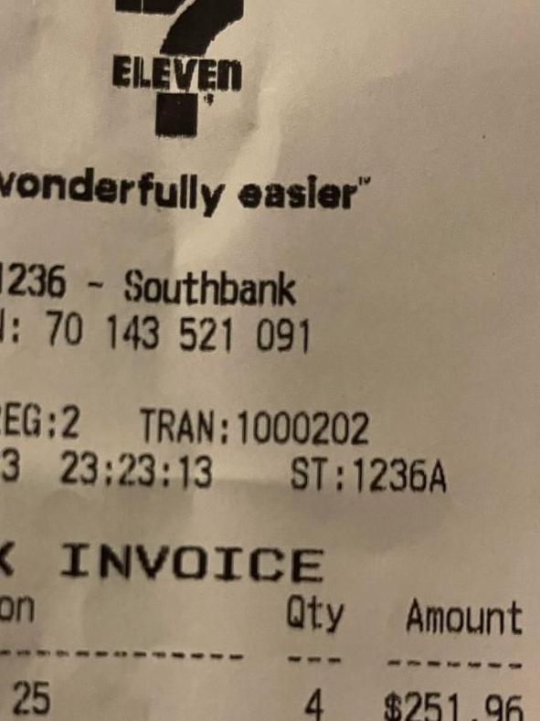 Tommy Lee’s receipt.