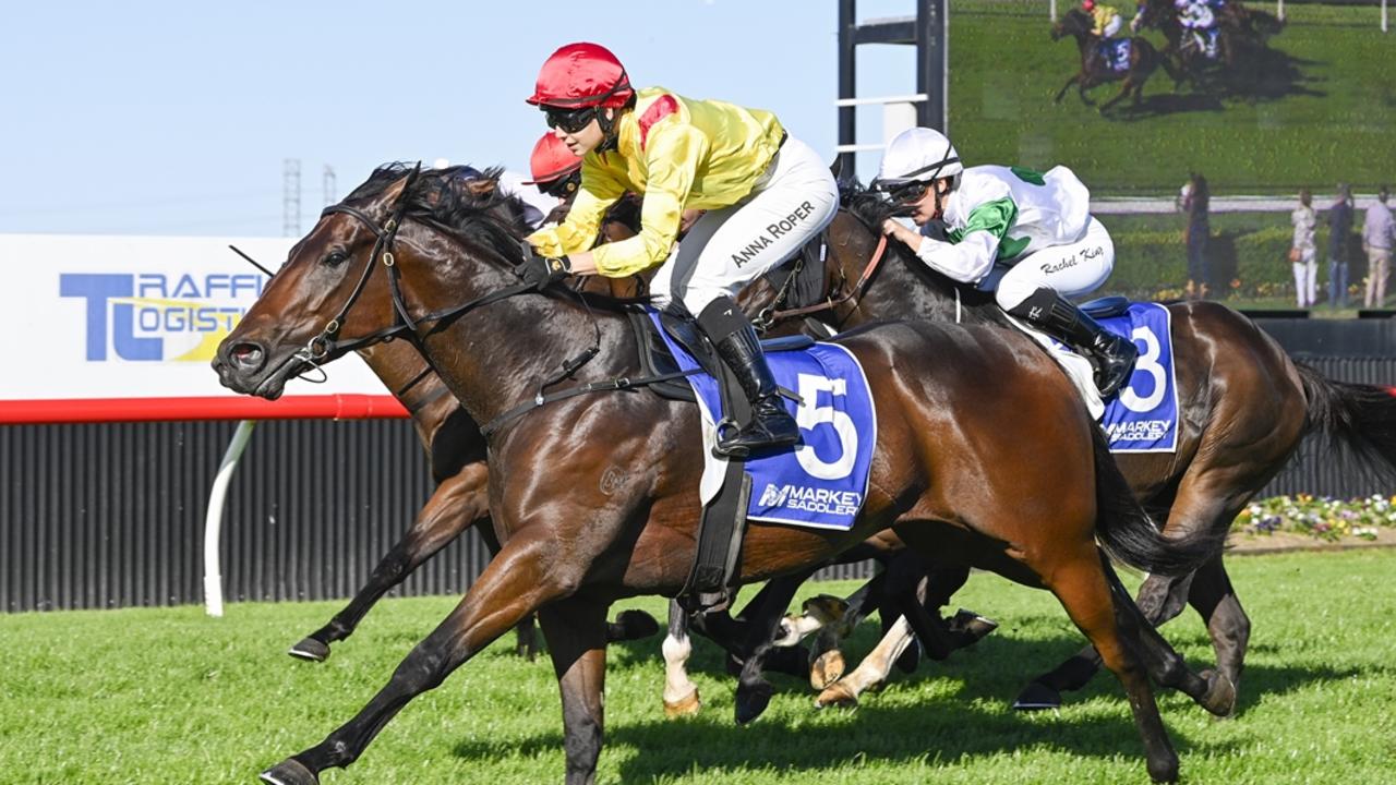 Warwick Farm preview: Title fire still burns bright for Roper