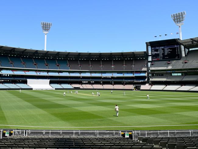 MELBOURNE, AUSTRALIA - NOVEMBER 17: A general view of play during the Sheffield Shield match between Victoria and Queensland at Melbourne Cricket Ground, on November 17, 2023, in Melbourne, Australia. (Photo by Morgan Hancock/Getty Images)