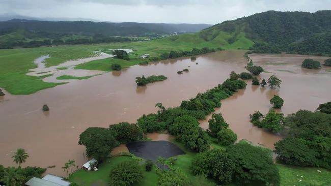 Daintree recorded a whopping 304mm of rain in 24 hours, with the first sign of respite on February 17 at 9am. Picture: Vincent O'Flaherty