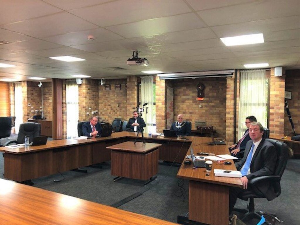 First meeting of Southern Downs Regional Council with Vic Pennisi as Mayor