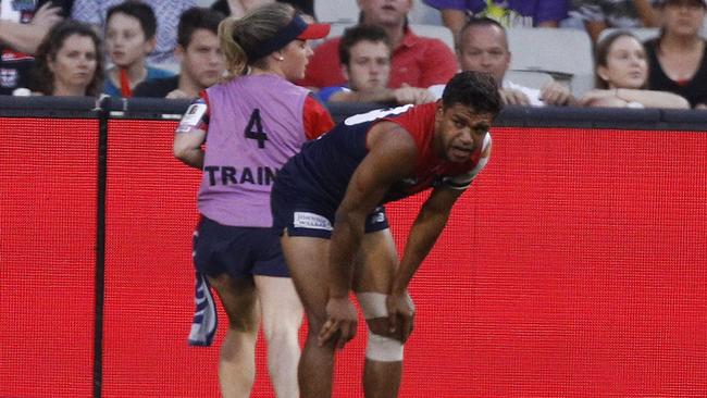 Neville Jetta hurt his knee against the Saints. Picture: AAP