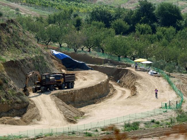 Excavations underway ... A view of the site where archaeologists have unearthed a funeral mound dating from the time of Alexander the Great, in Amphipolis, Northern Greece. Source: AFP